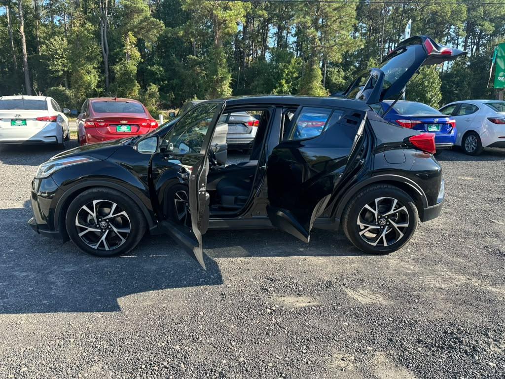 Toyota C-HR XLE 2022