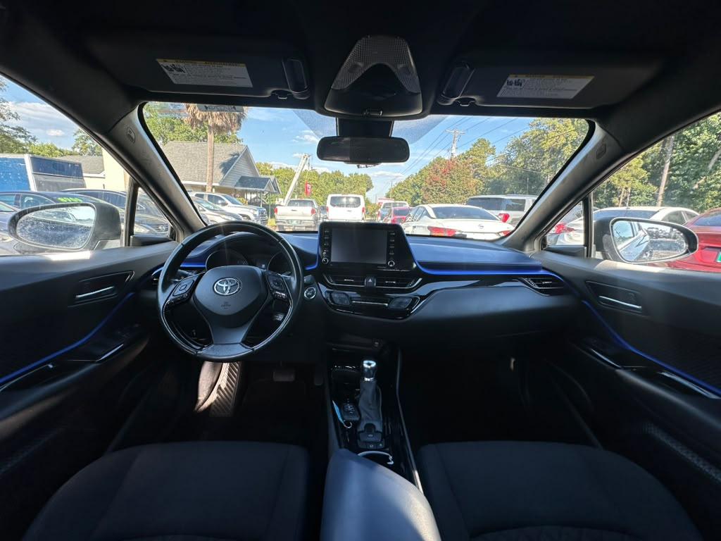 Toyota C-HR XLE 2022