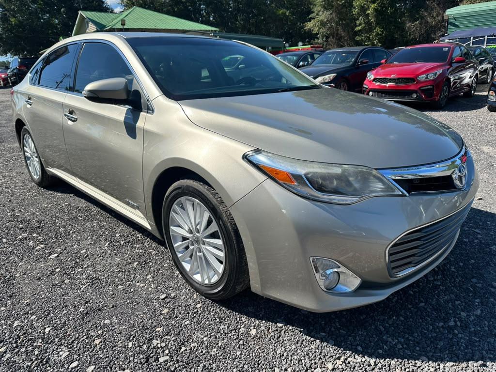 Toyota Avalon Hybrid XLE Premium 2014