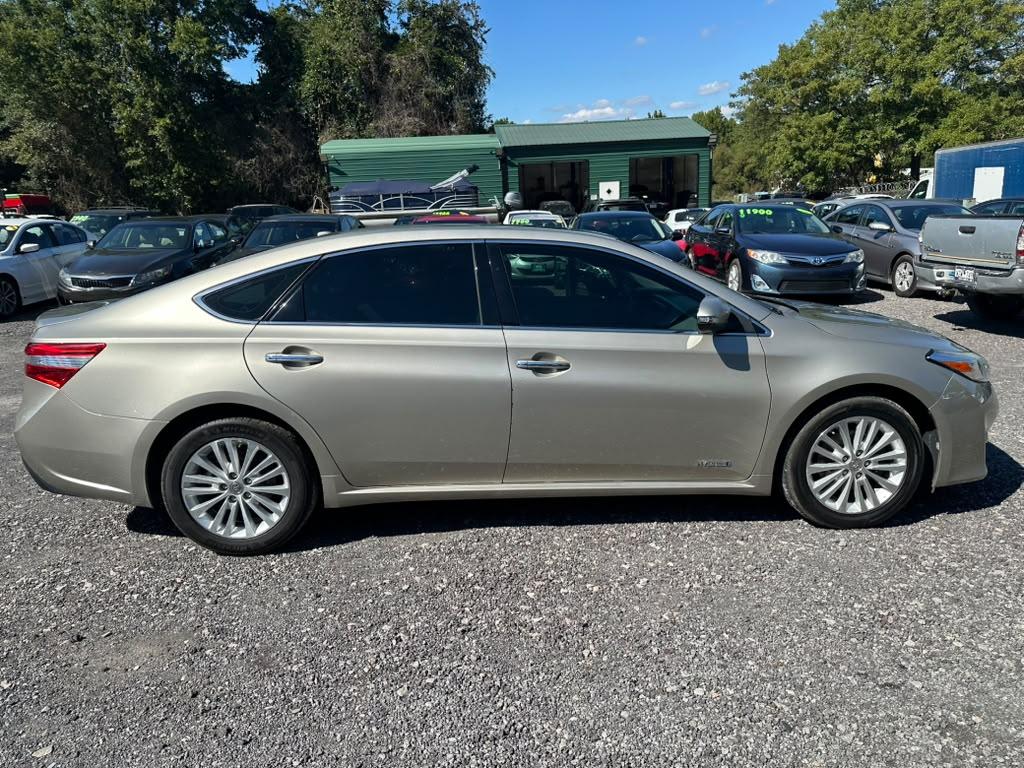 Toyota Avalon Hybrid XLE Premium 2014