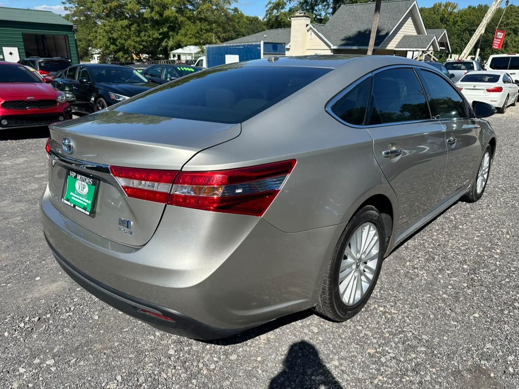 Toyota Avalon Hybrid XLE Premium 2014