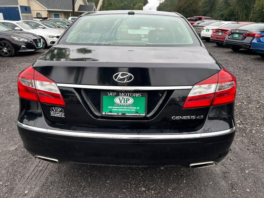 Hyundai Genesis 4.6L 2012