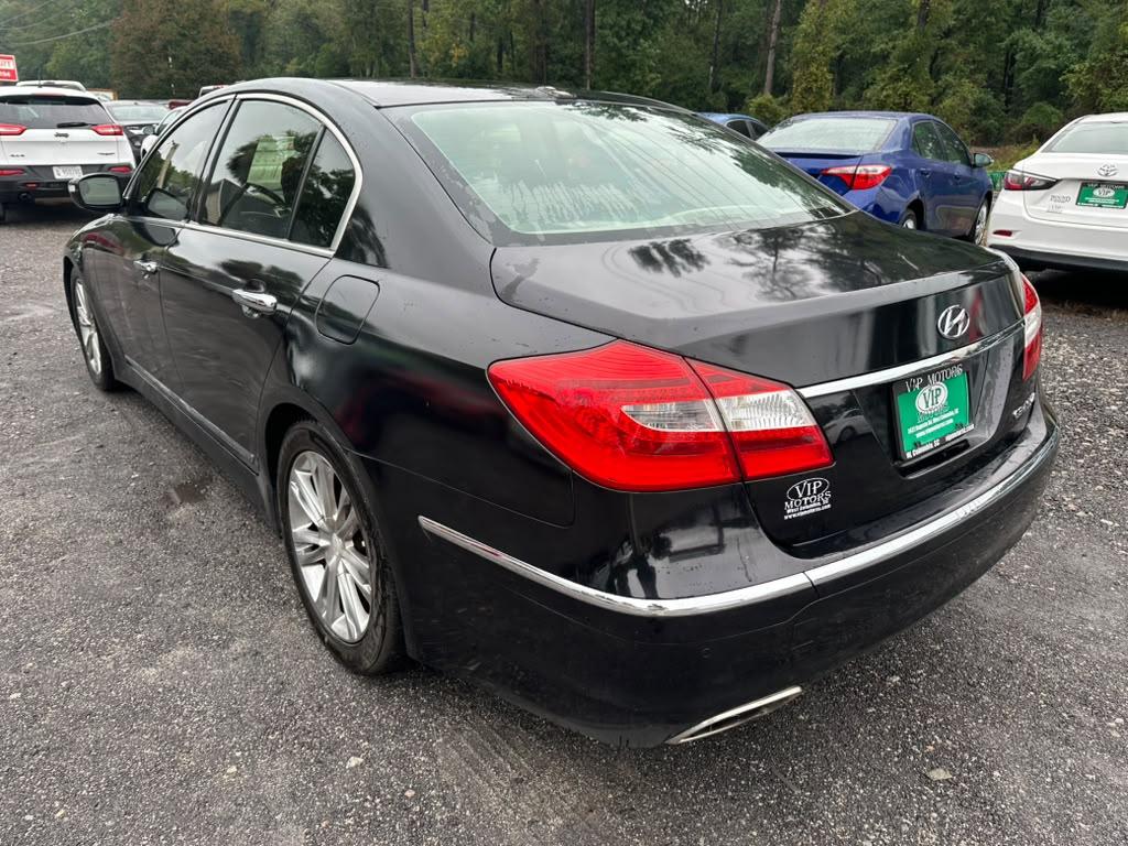 Hyundai Genesis 4.6L 2012