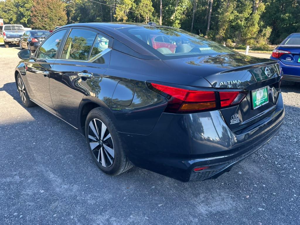Nissan Altima 2.5 SV 2022