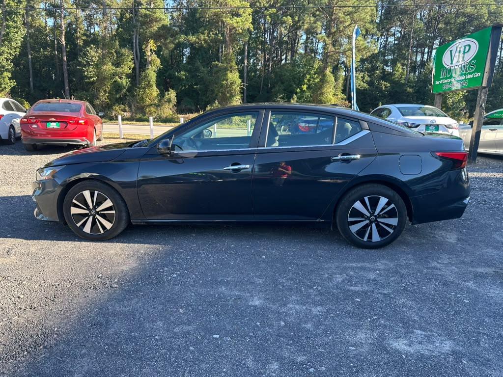 Nissan Altima 2.5 SV 2022