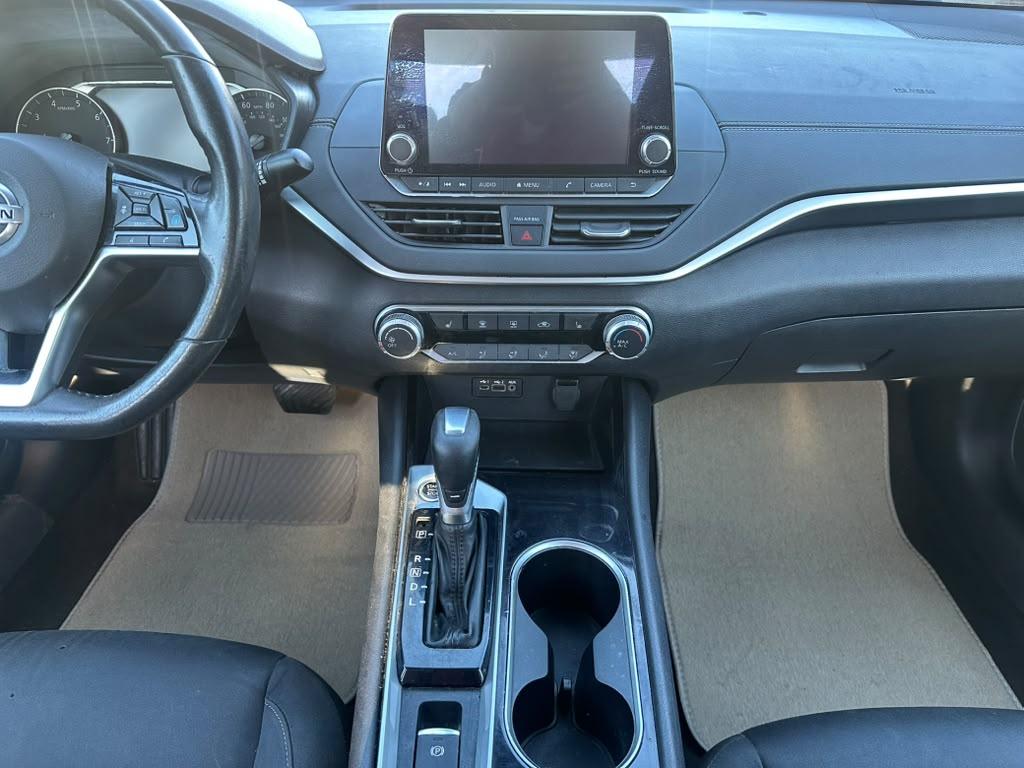 Nissan Altima 2.5 SV 2022