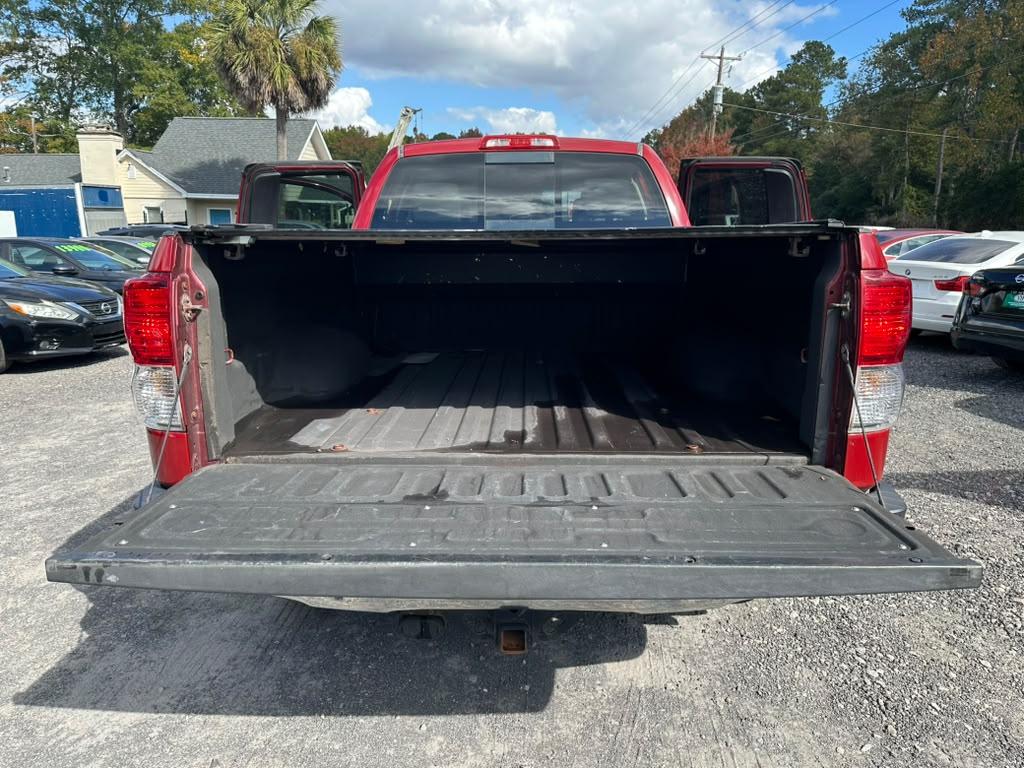 Toyota Tundra Tundra-Grade 5.7L Double Cab 2WD 2010