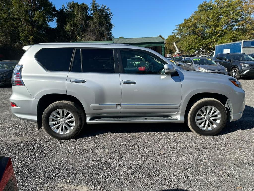 Lexus GX 460 Base 2017