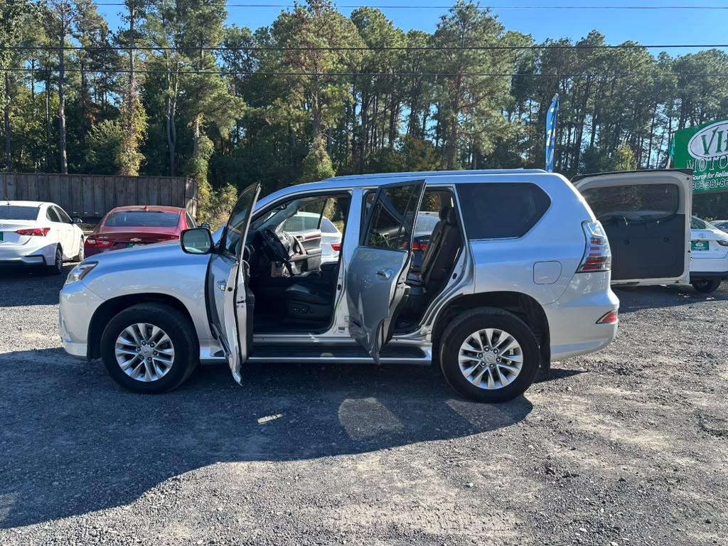 Lexus GX 460 Base 2017