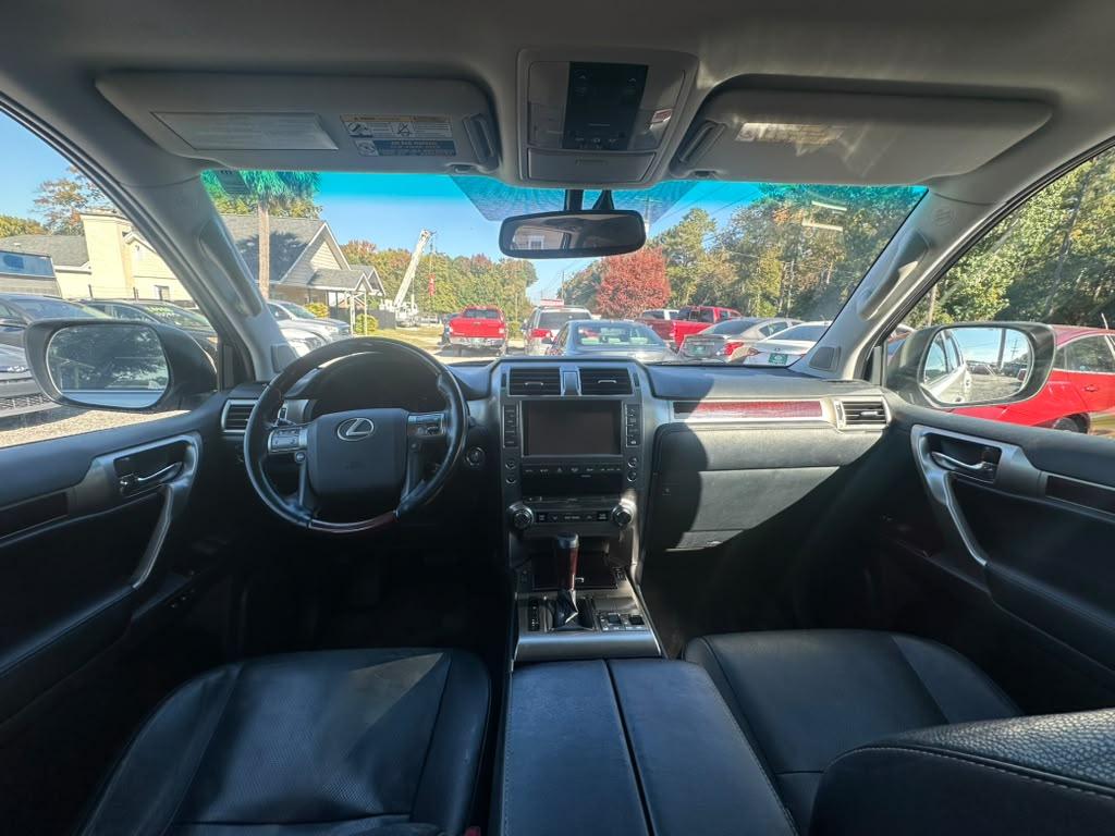 Lexus GX 460 Base 2017