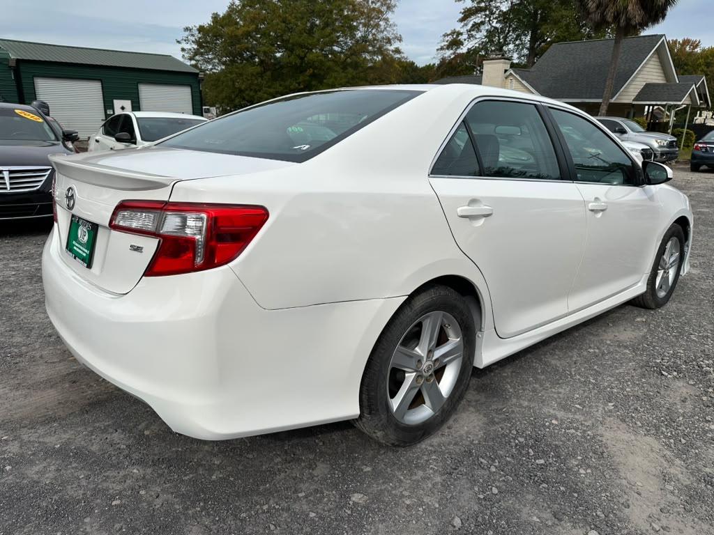 Toyota Camry L 2012