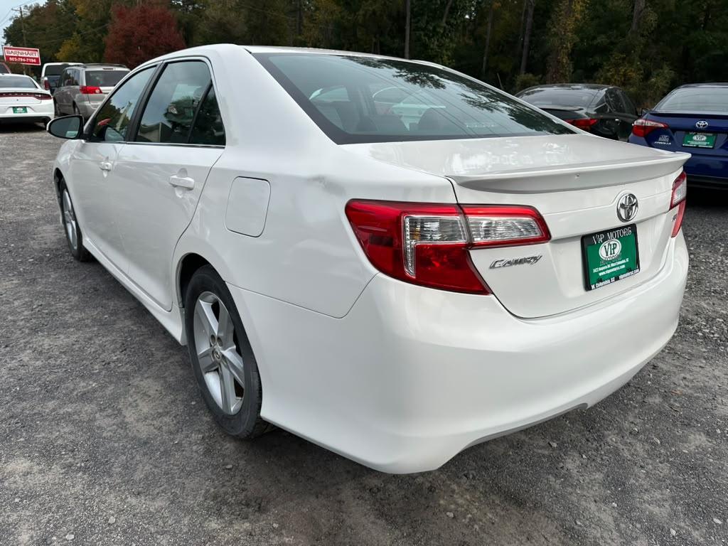 Toyota Camry L 2012