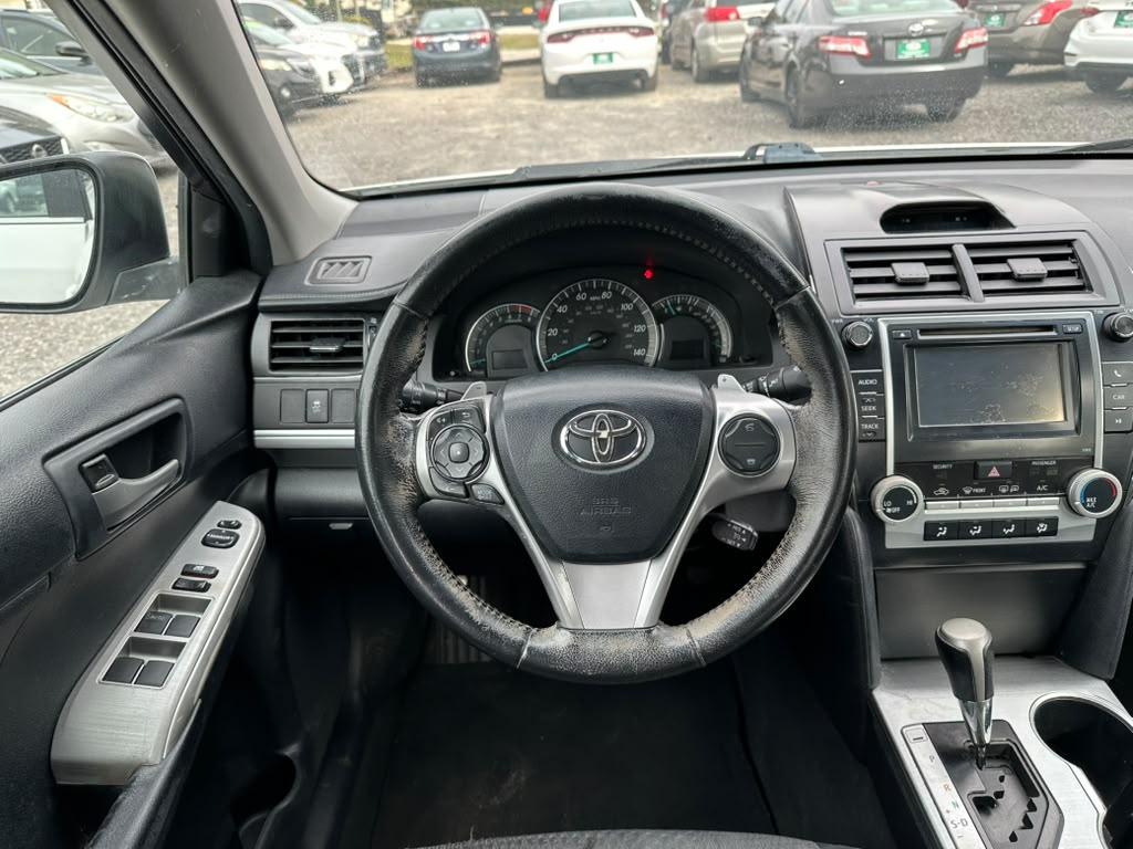 Toyota Camry L 2012