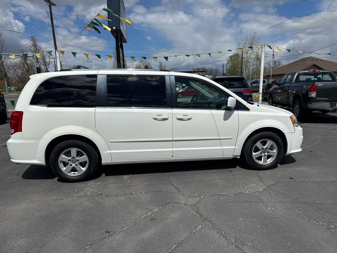 Dodge Grand Caravan Crew 2011