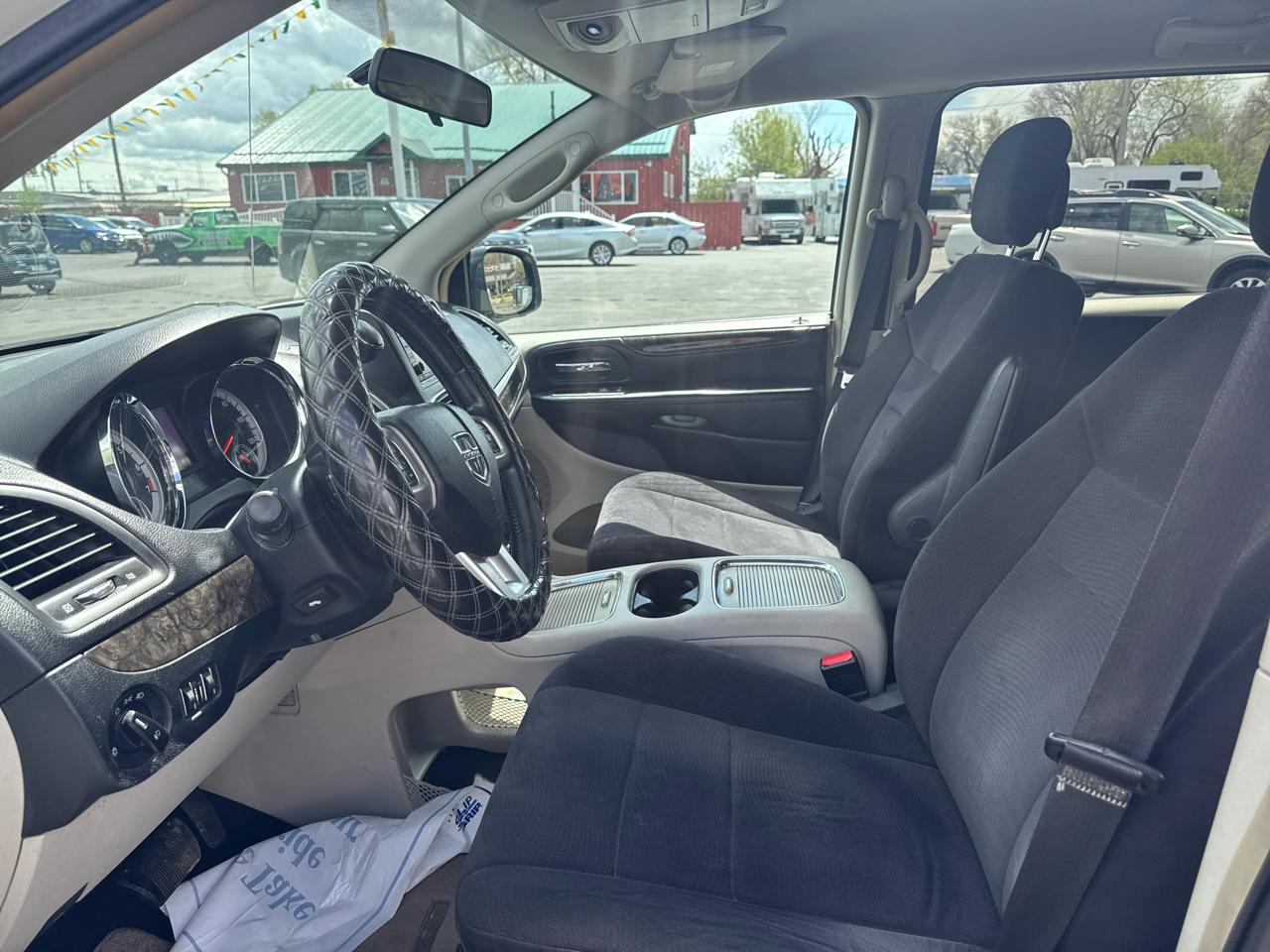 Dodge Grand Caravan Crew 2011