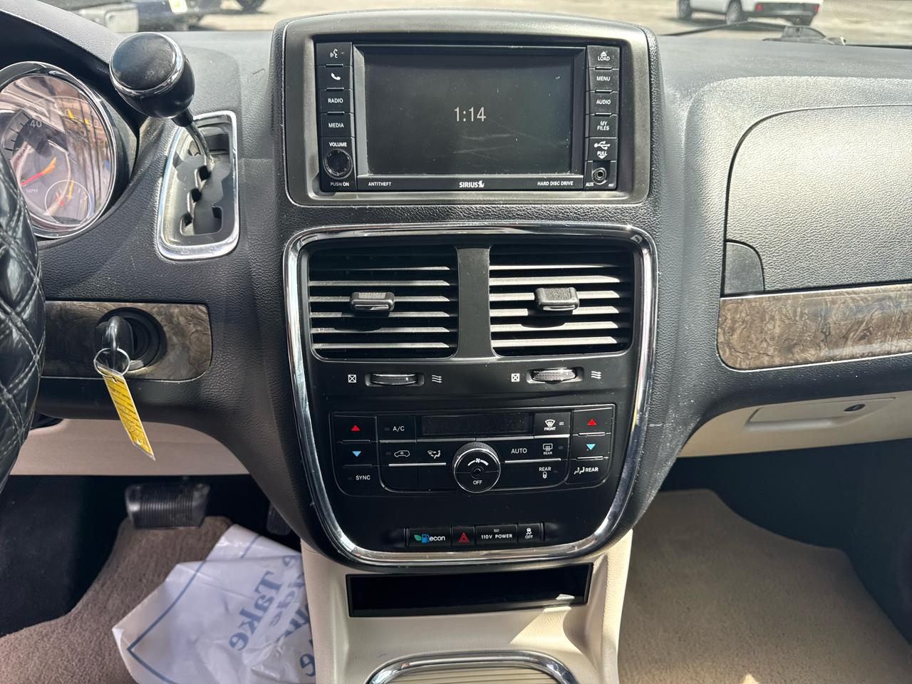 Dodge Grand Caravan Crew 2011