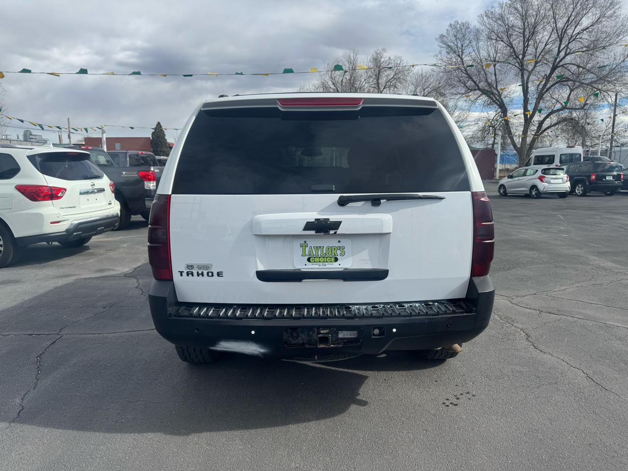 Chevrolet Tahoe 4WD 4dr 1500 LT 2011