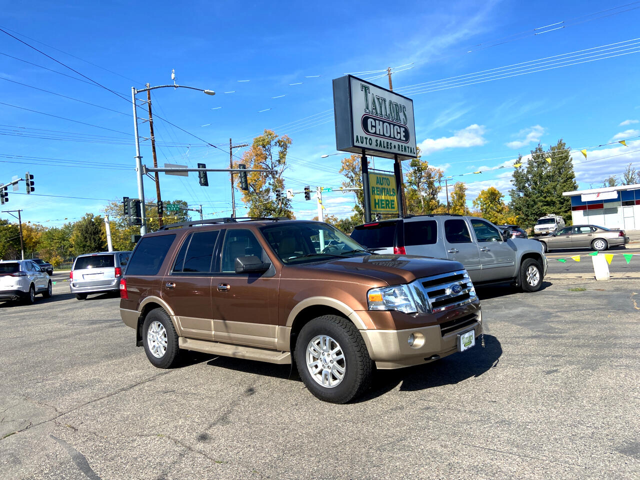 Ford Expedition 4WD 4dr XLT 2012