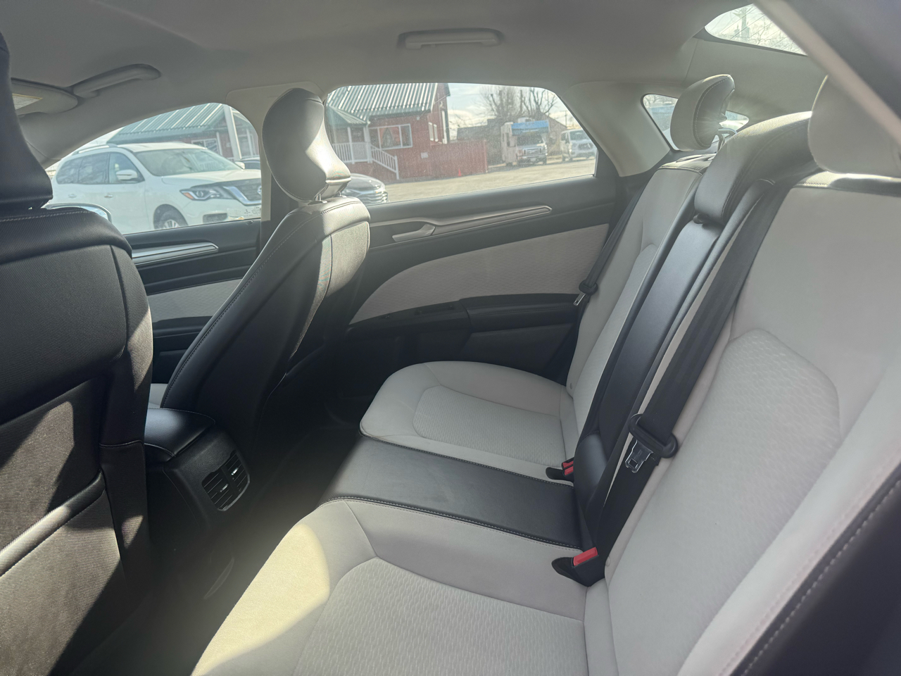 Ford Fusion SE FWD 2019