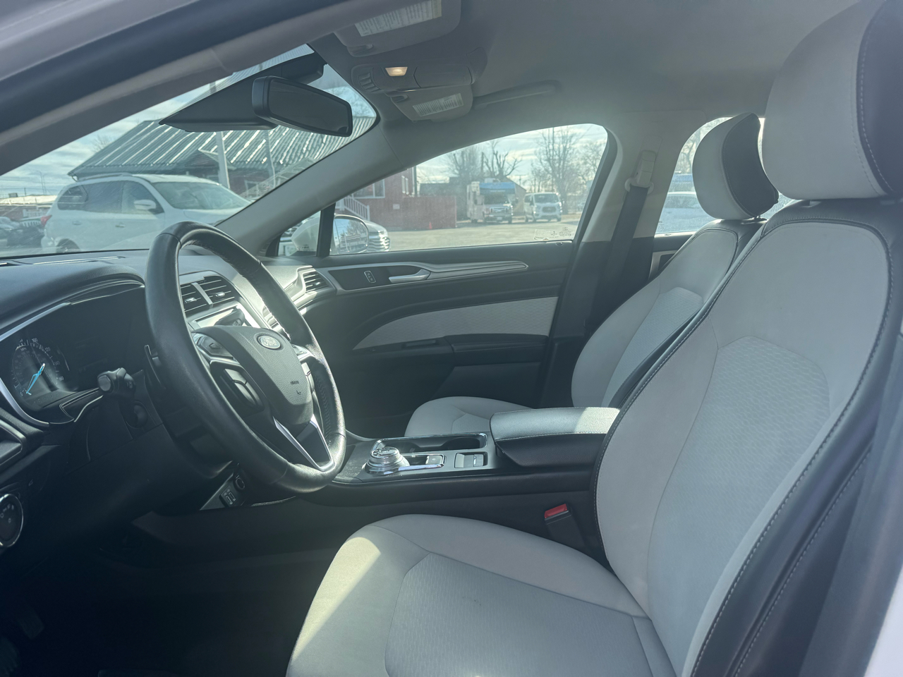 Ford Fusion SE FWD 2019