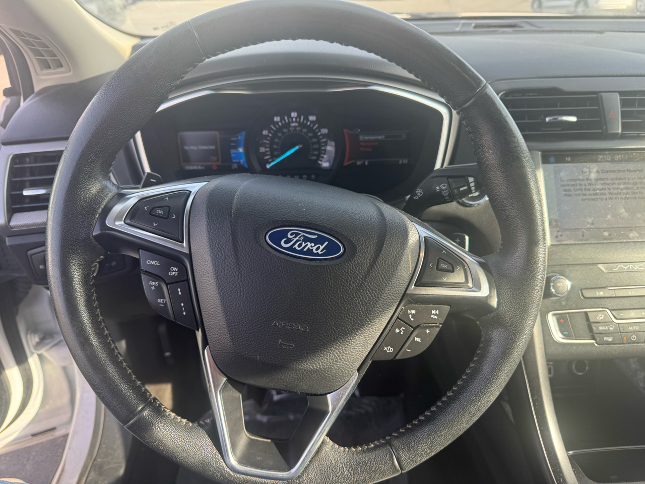 Ford Fusion SE FWD 2019