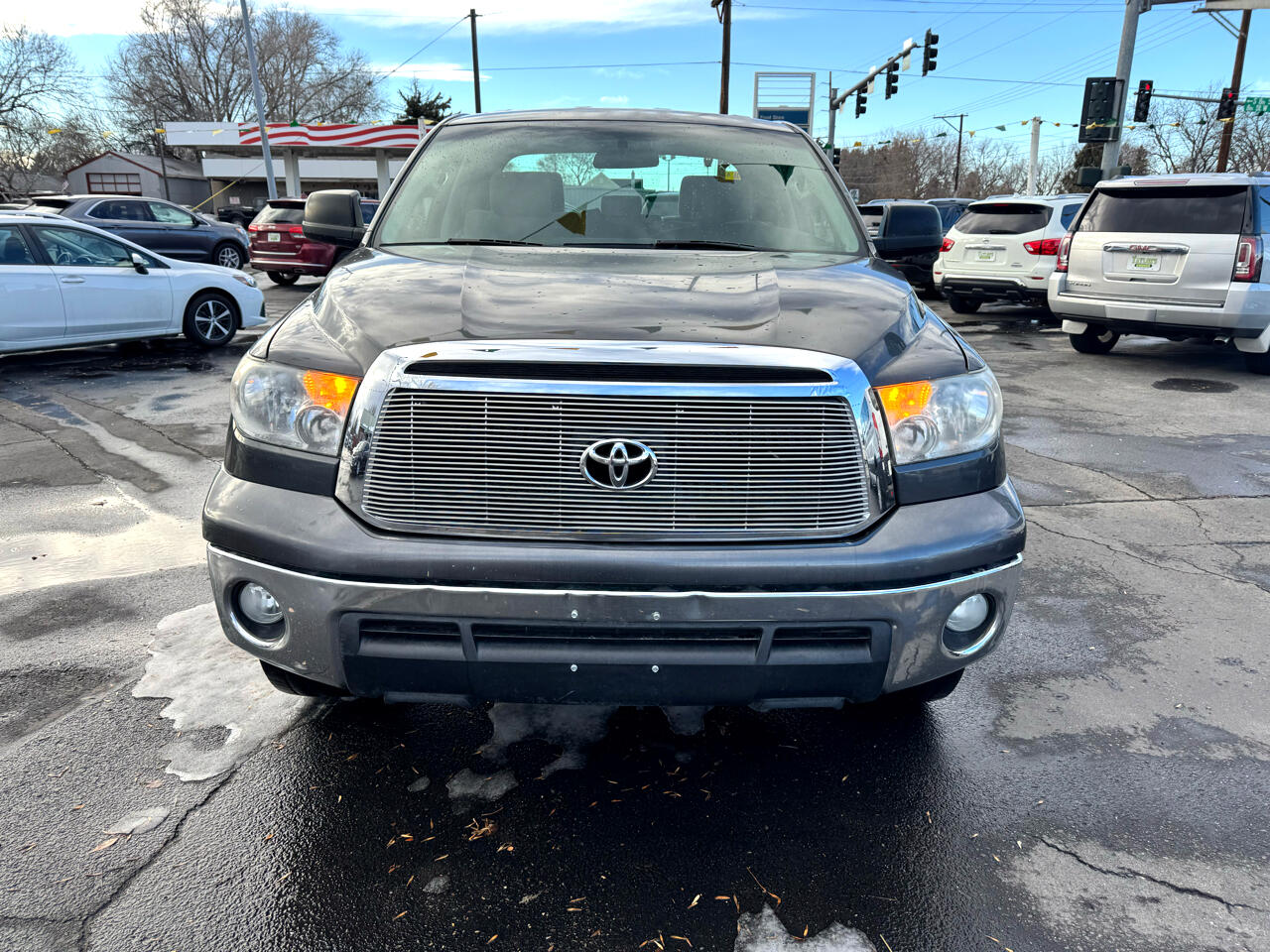 Toyota Tundra 2WD Truck Dbl 4.6L V8 6-Spd AT (Natl) 2011