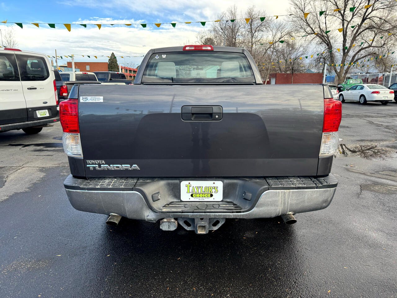 Toyota Tundra 2WD Truck Dbl 4.6L V8 6-Spd AT (Natl) 2011