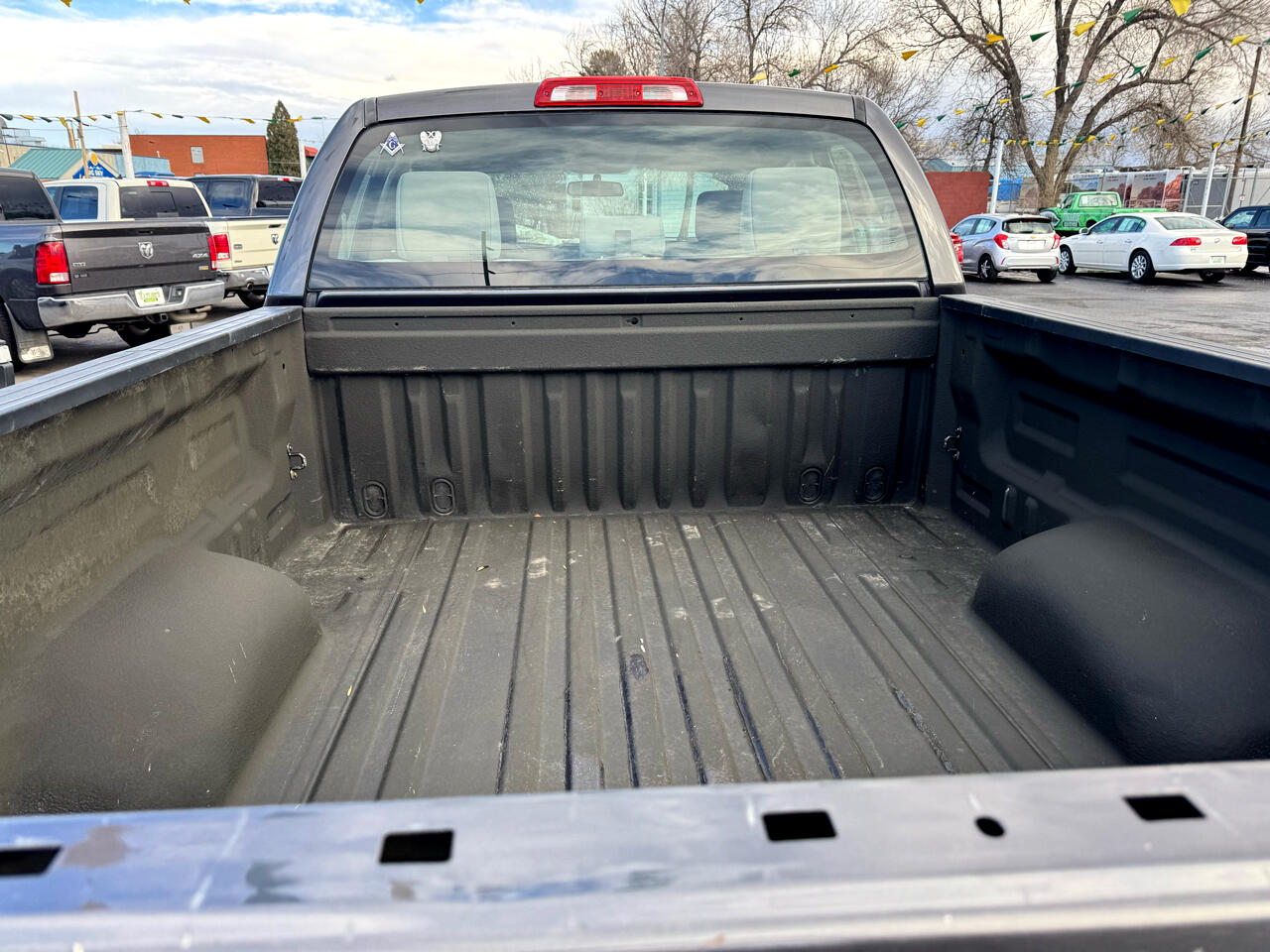 Toyota Tundra 2WD Truck Dbl 4.6L V8 6-Spd AT (Natl) 2011