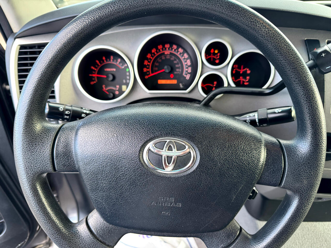 Toyota Tundra 2WD Truck Dbl 4.6L V8 6-Spd AT (Natl) 2011