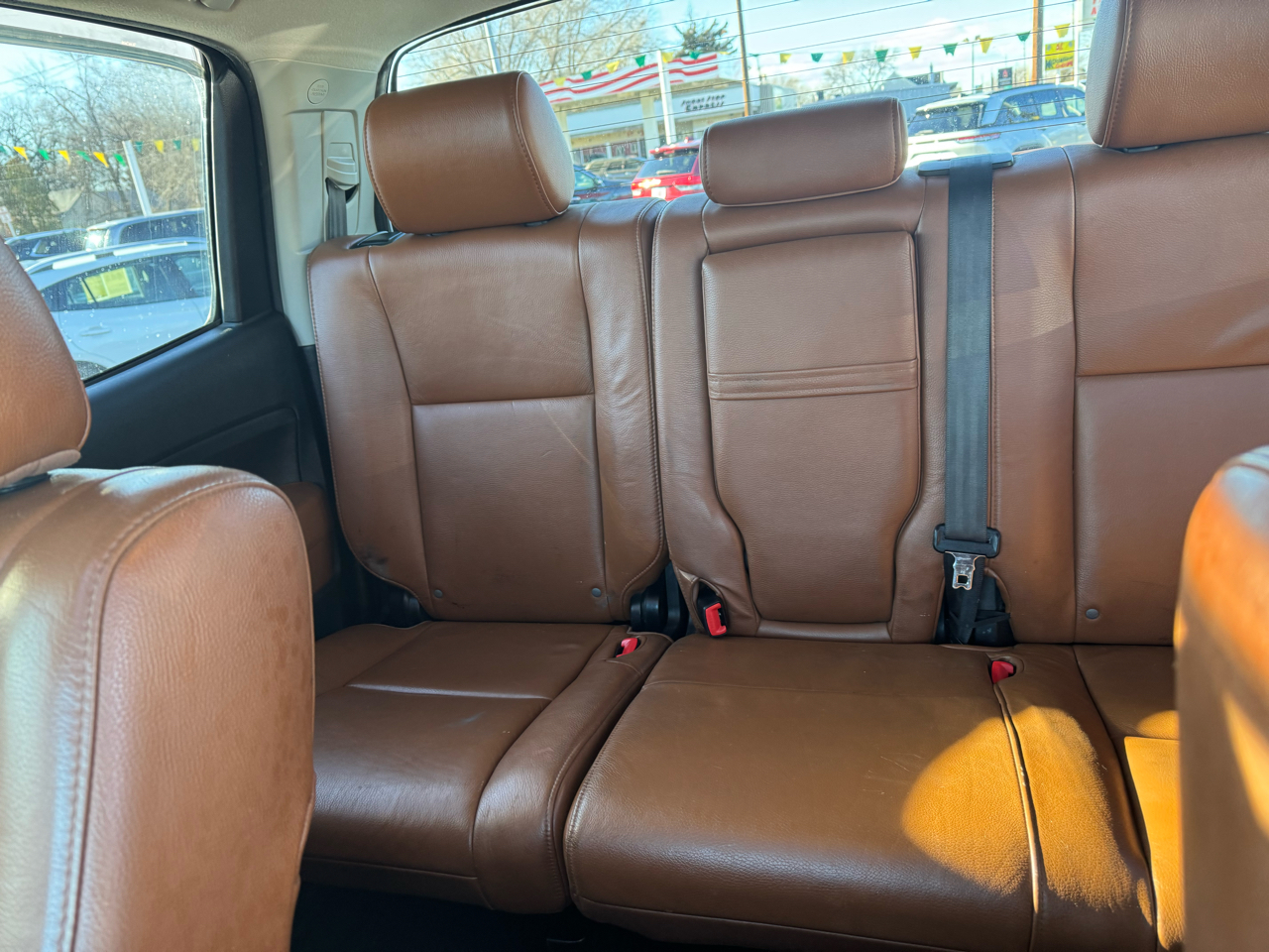 Toyota Tundra 4WD Truck CrewMax 5.7L V8 6-Spd AT LTD (Natl) 2011