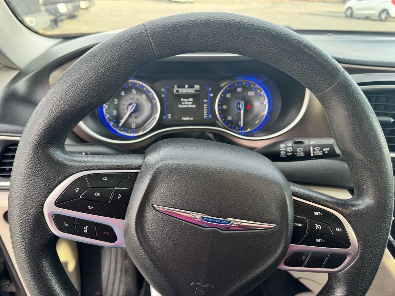 Chrysler Voyager LX FWD 2021