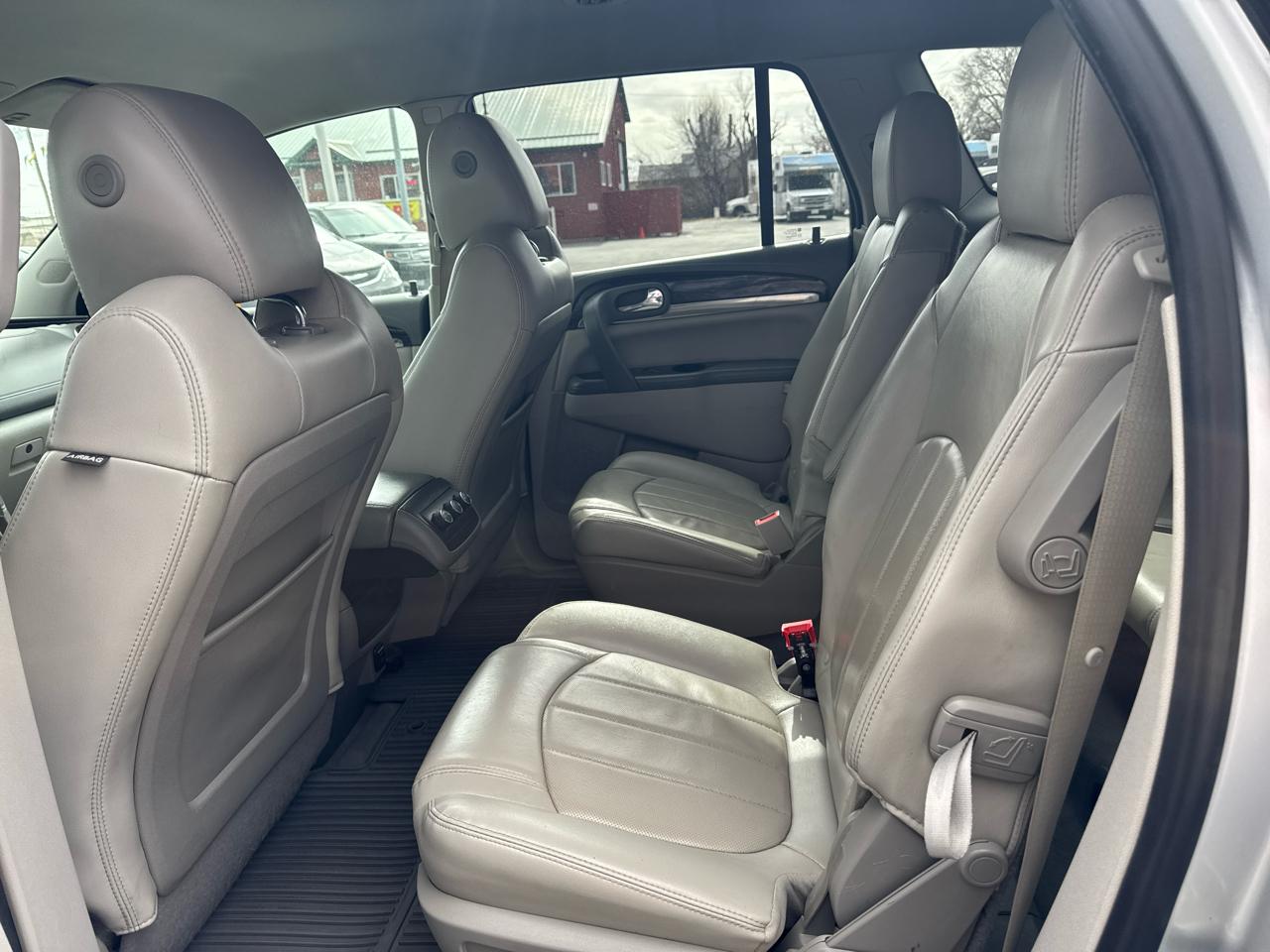 Buick Enclave AWD 4dr Leather 2016