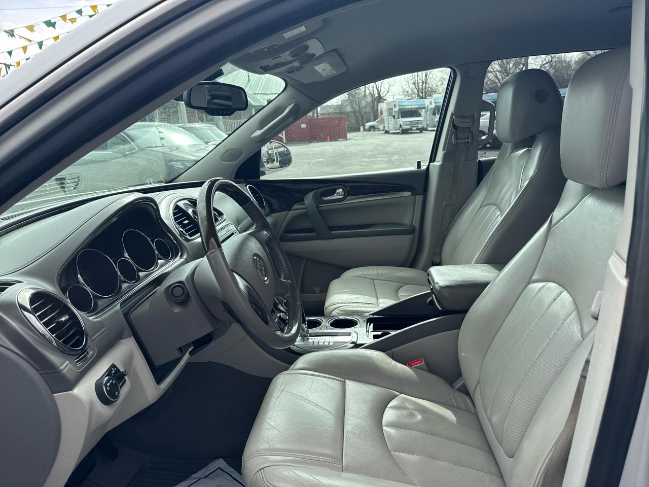 Buick Enclave AWD 4dr Leather 2016