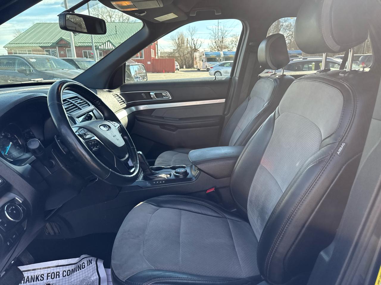 Ford Explorer XLT 4WD 2017