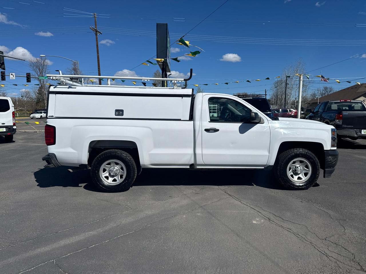 Chevrolet Silverado 1500 4WD Reg Cab 133.0" Work Truck 2018