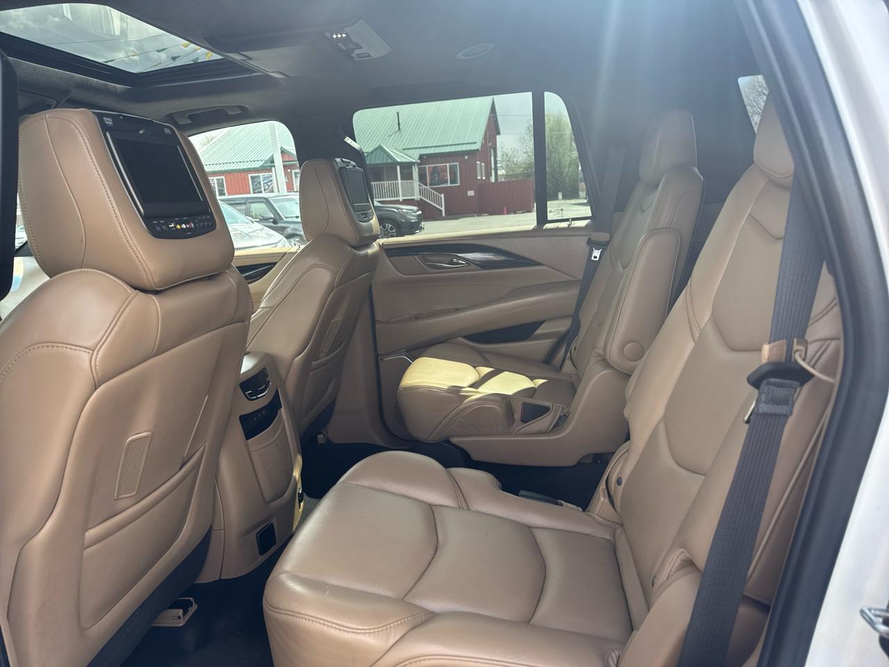 Cadillac Escalade 4WD 4dr Platinum 2018