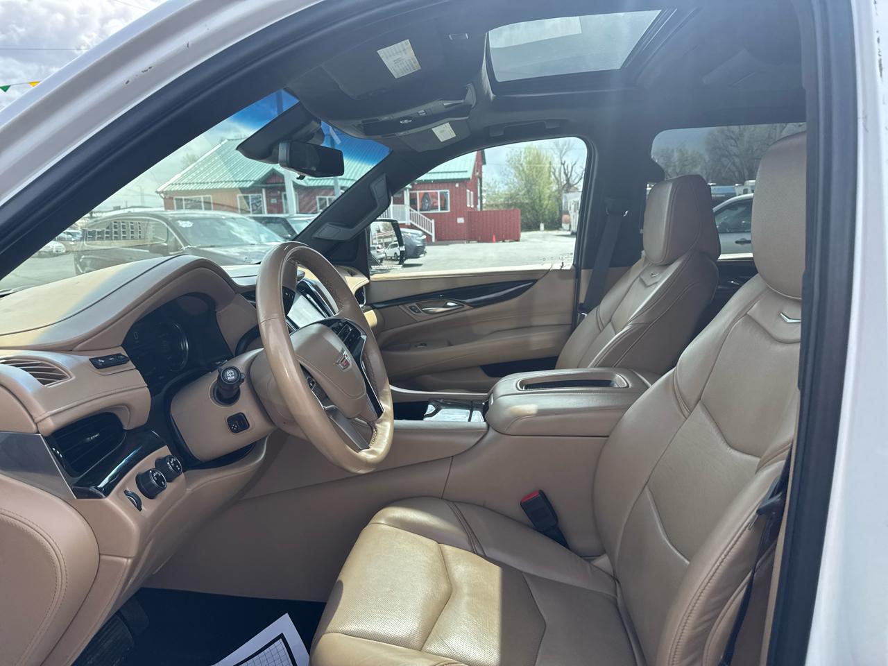 Cadillac Escalade 4WD 4dr Platinum 2018