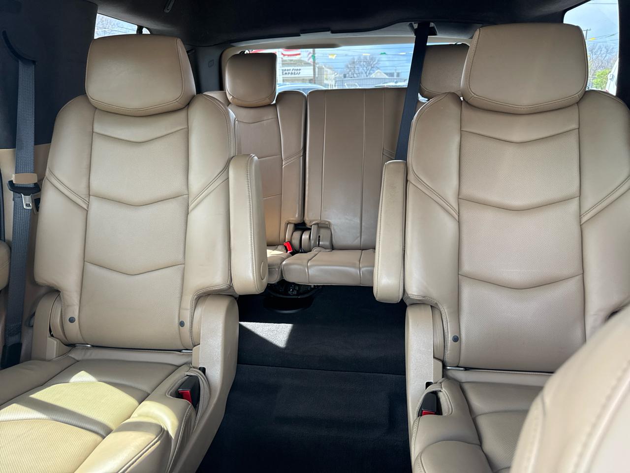 Cadillac Escalade 4WD 4dr Platinum 2018