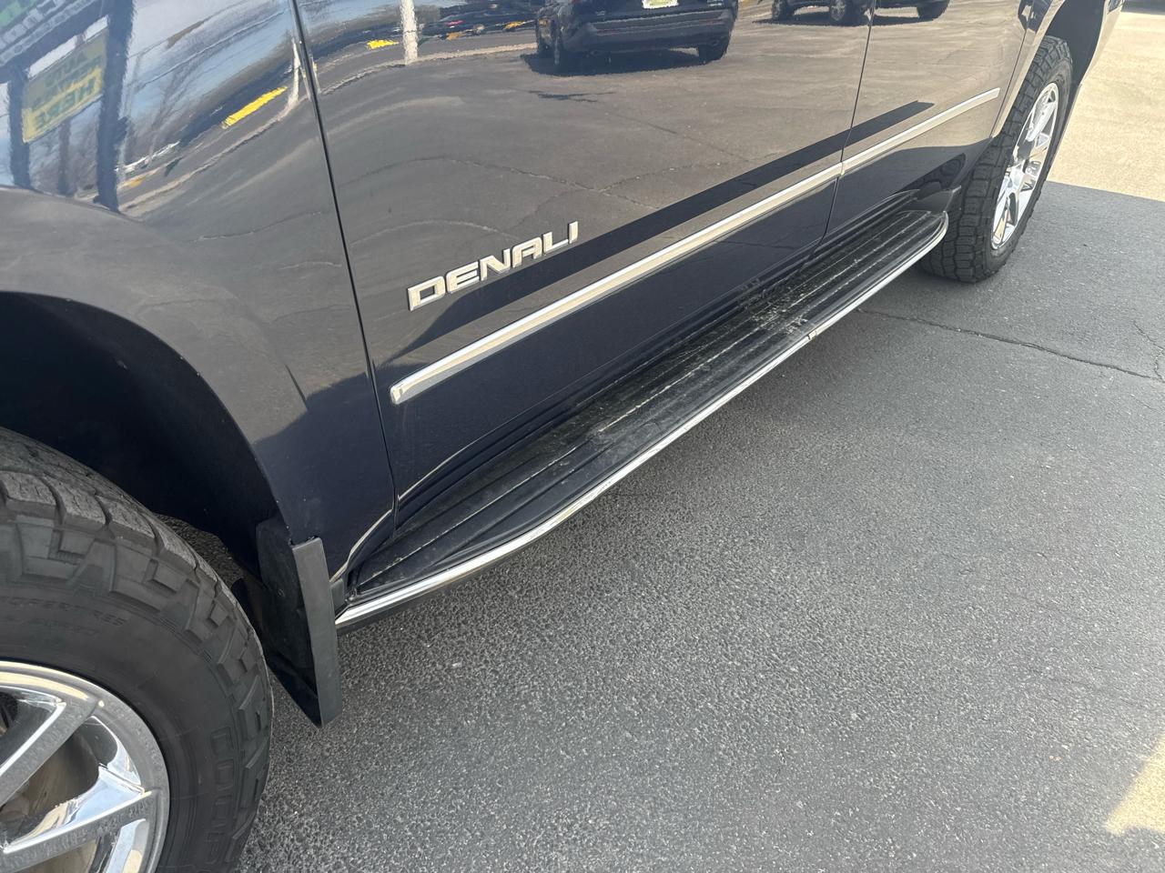 GMC Yukon XL 4WD 4dr Denali 2018