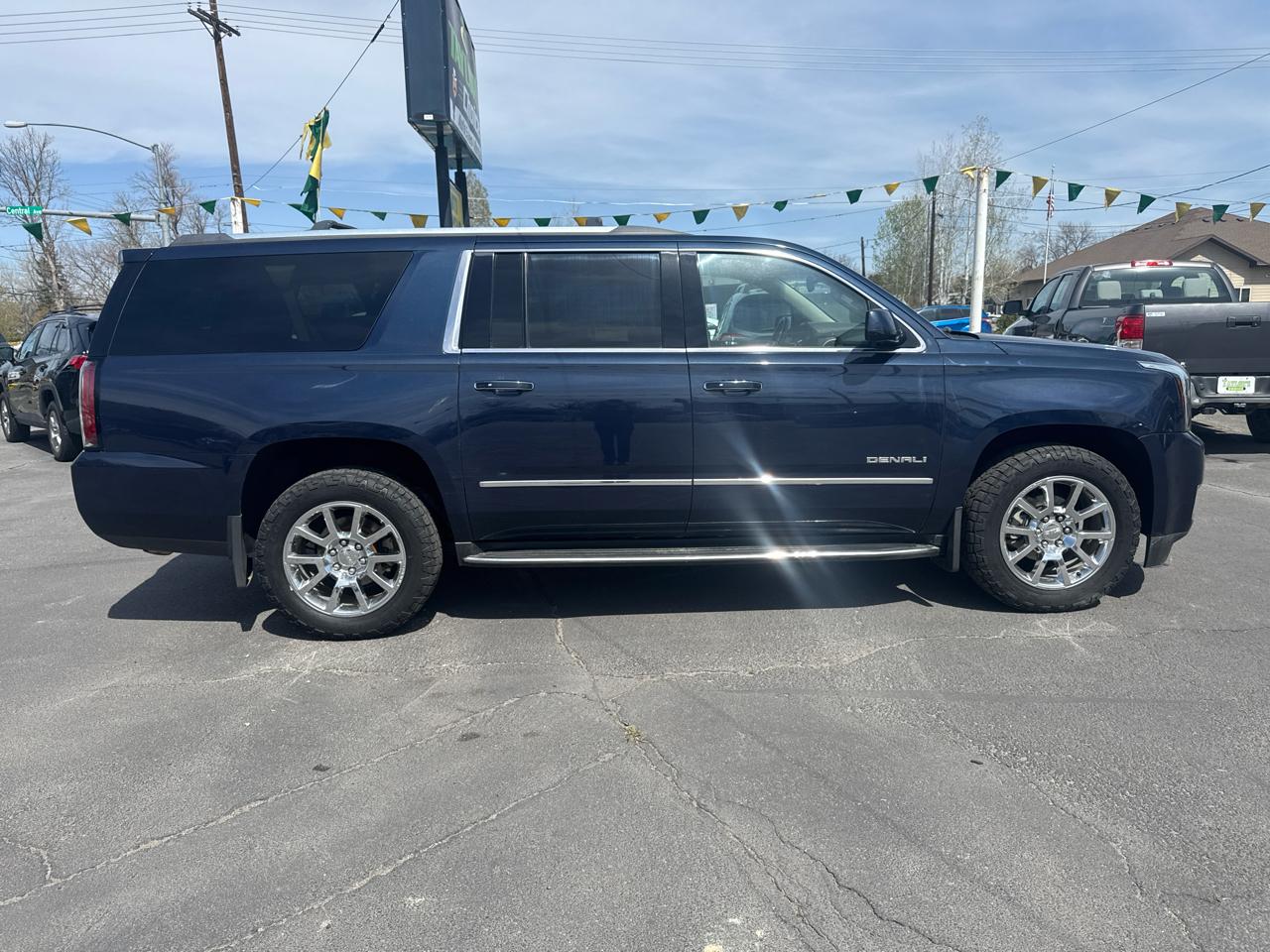 GMC Yukon XL 4WD 4dr Denali 2018