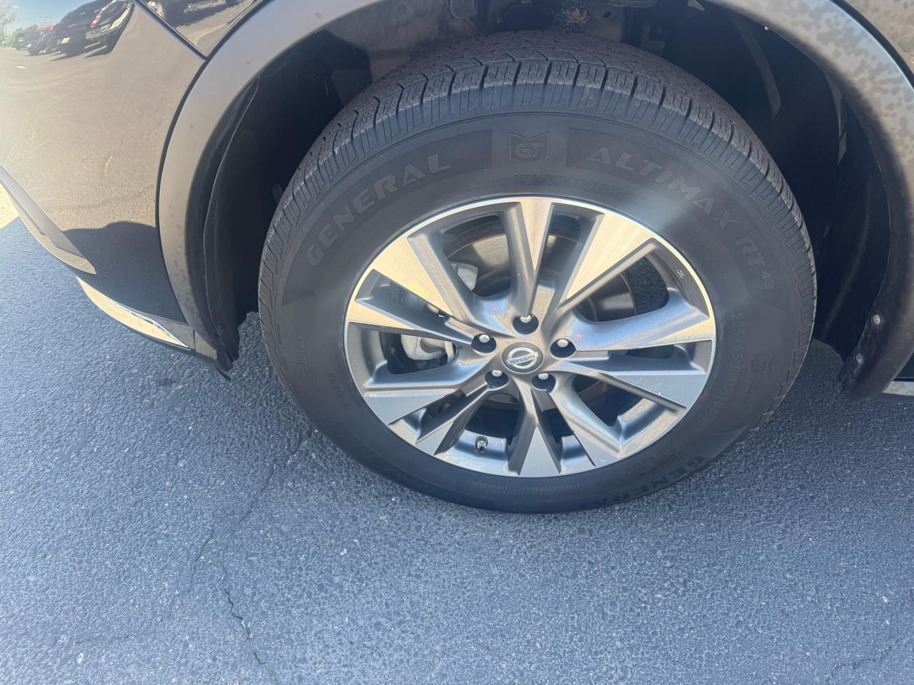 Nissan Murano AWD 4dr SV 2017