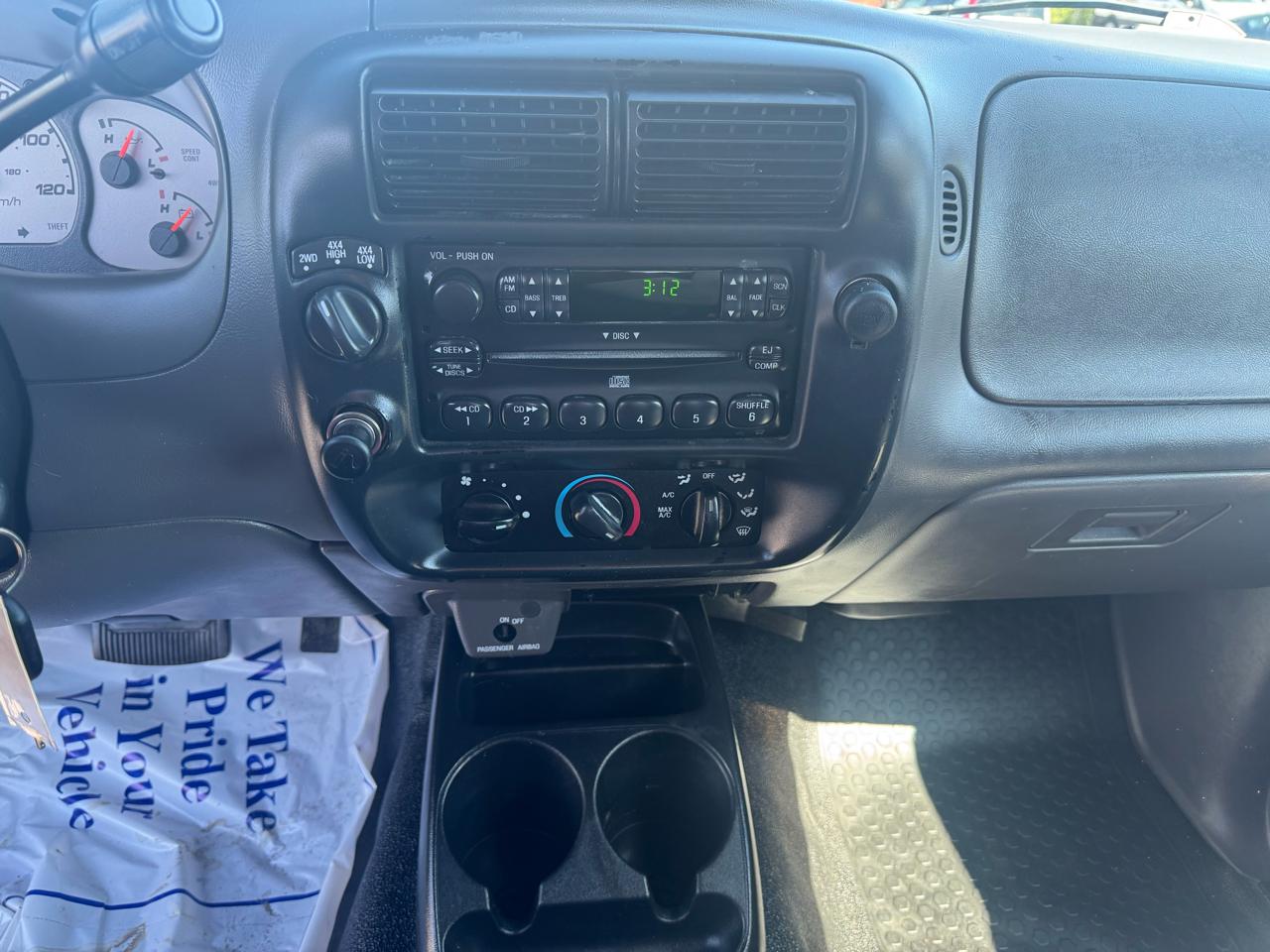 Ford Ranger 2dr Supercab 4.0L XLT Value 4WD 2003