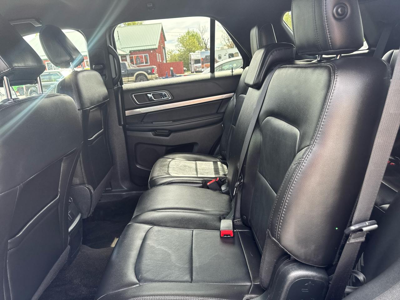 Ford Explorer XLT 4WD 2018