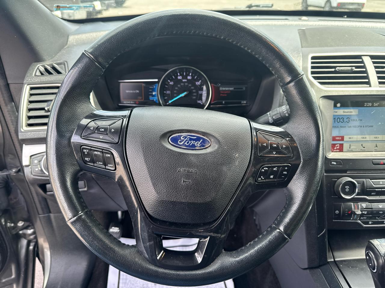 Ford Explorer XLT 4WD 2018