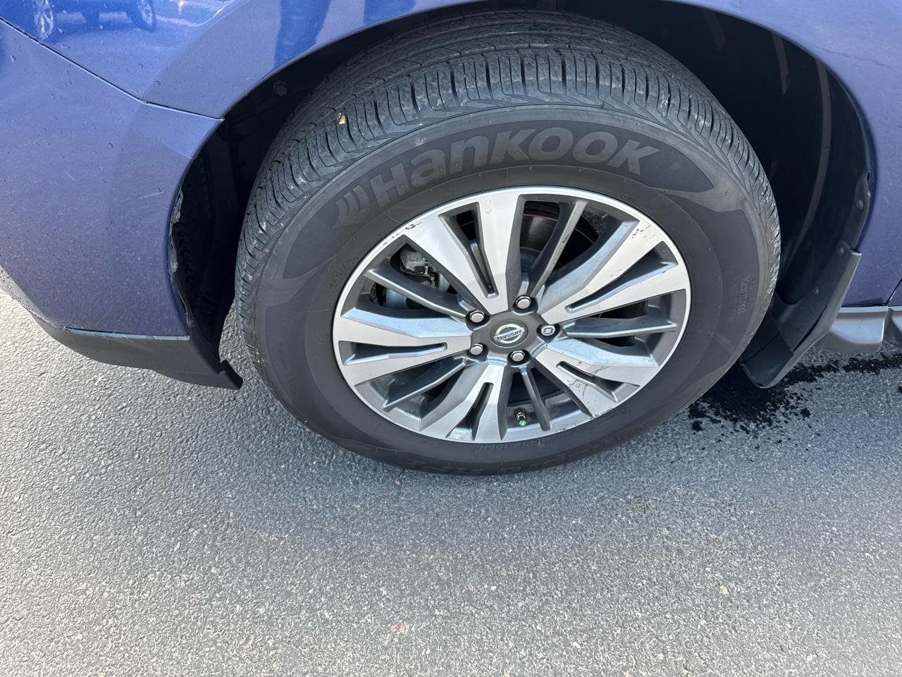 Nissan Pathfinder FWD SL 2017