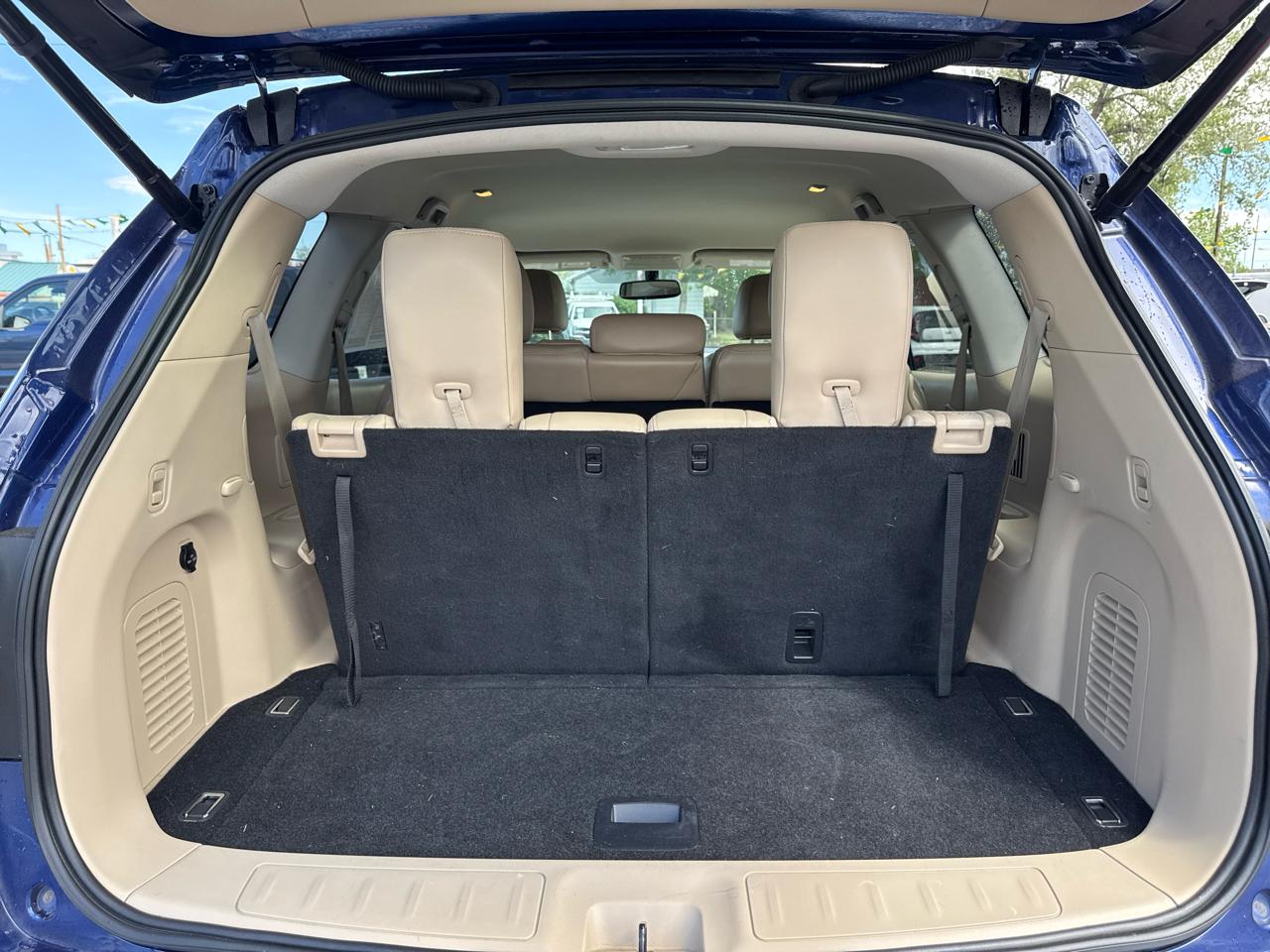 Nissan Pathfinder FWD SL 2017