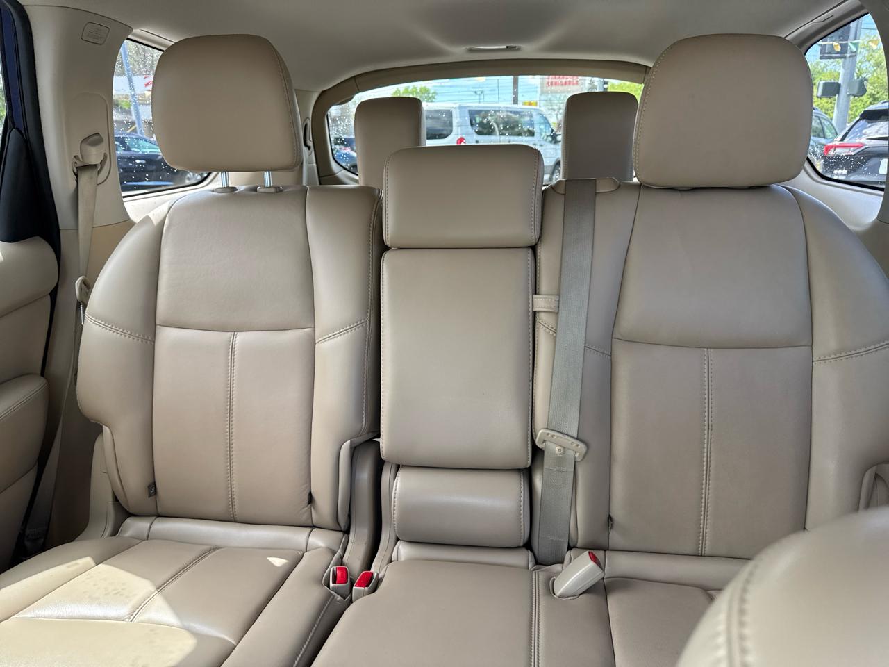 Nissan Pathfinder FWD SL 2017