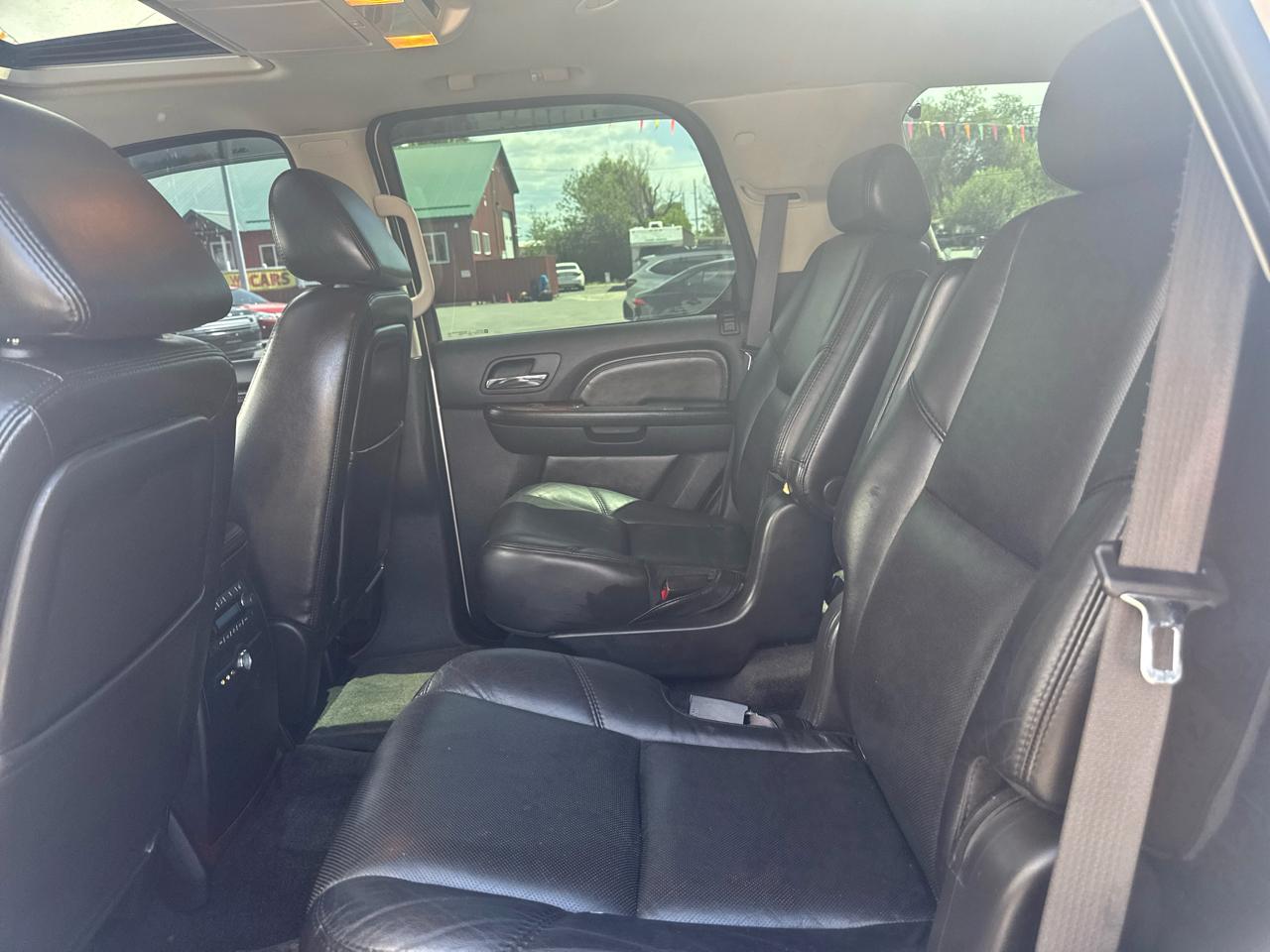 Cadillac Escalade AWD 4dr Premium 2007