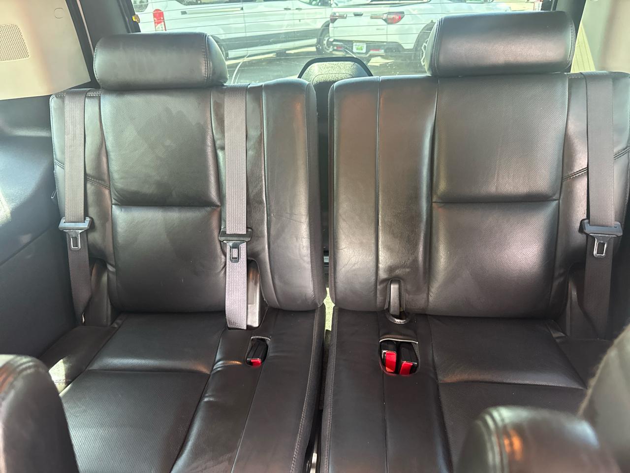 Cadillac Escalade AWD 4dr Premium 2007