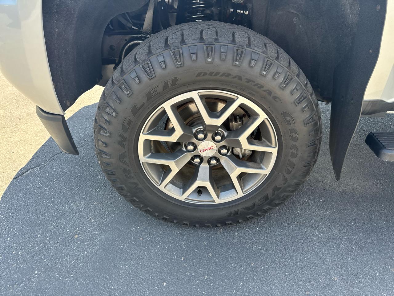 Chevrolet Colorado 4WD Crew Cab 128.3" WT 2017